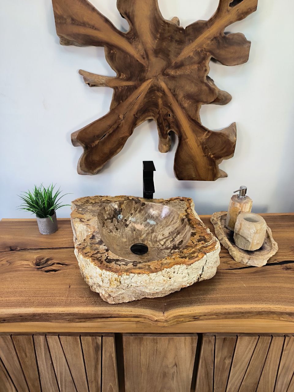 photo_2025-05-15_12-20-06