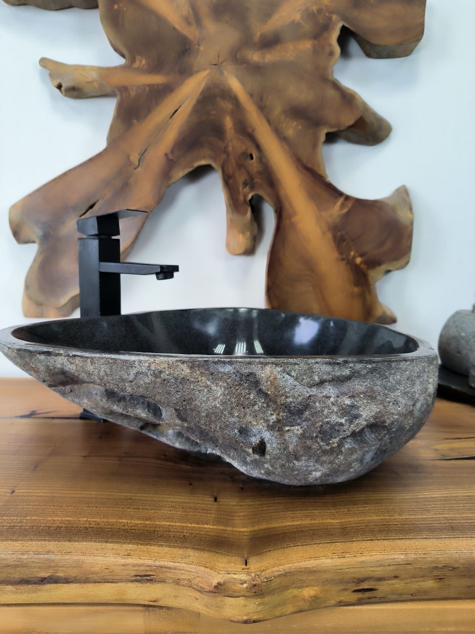 f2ec3e98-cc8f-4cef-99ec-ec04754b7fa8