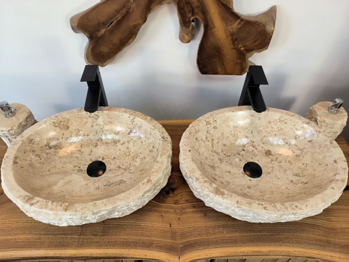 photo_2025-05-16_11-37-59