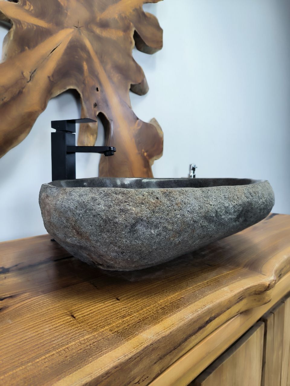 Раковина из речного камня RS-66479 54х46х15 из натурального камня