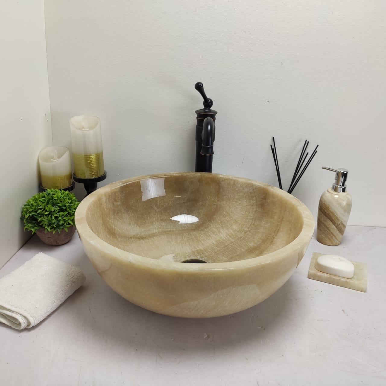 9533c0bbf360aeb0bdbae083ba46f837