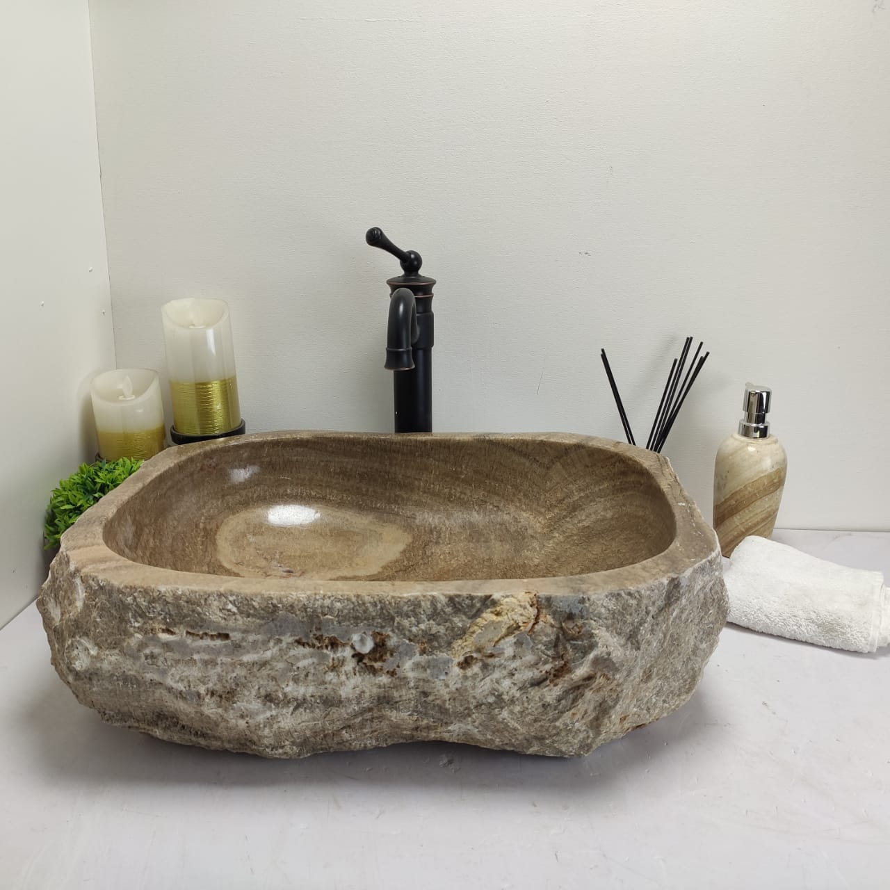 ab960e019b3419f74d8d28642723426d