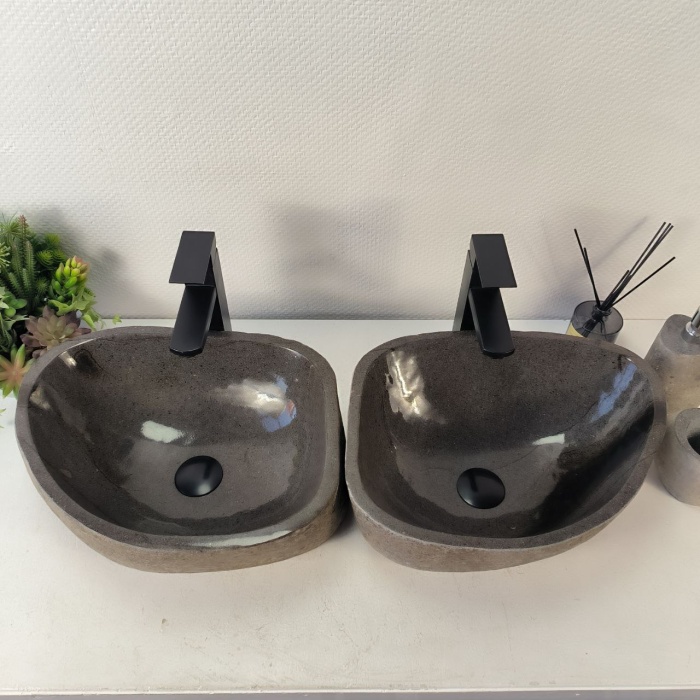 fsuuqhob51edfmwmlfx01h9jndrdyxr3