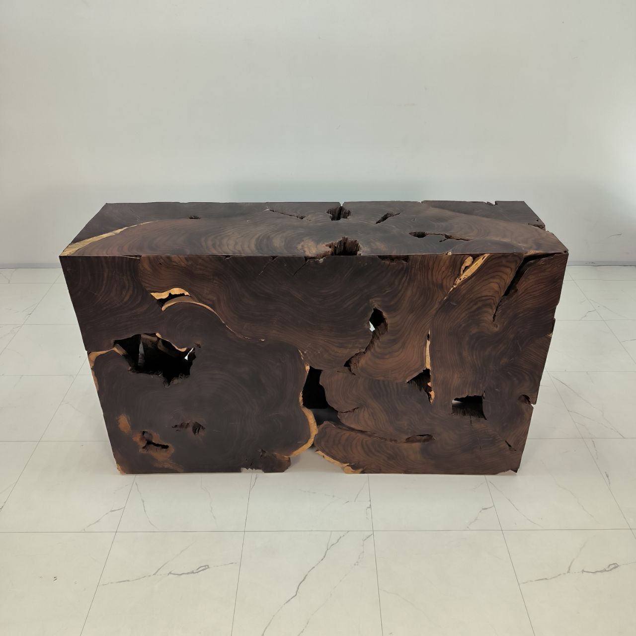 Консоль из корня тикового дерева 50094 Деви (138*40*80)