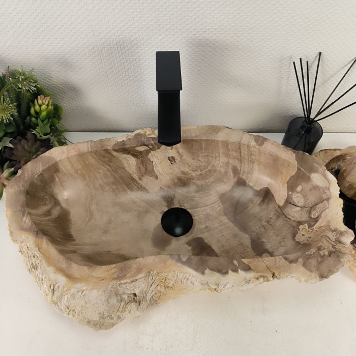 drccqdxvy6648iqr3x8gd3gac72aq7g2