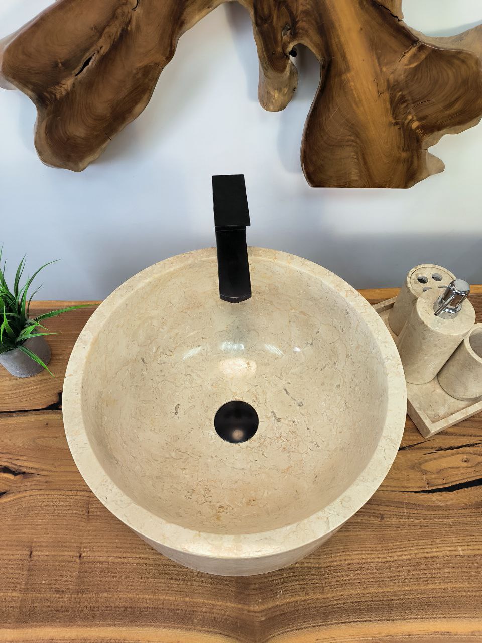 photo_2025-05-15_11-57-33