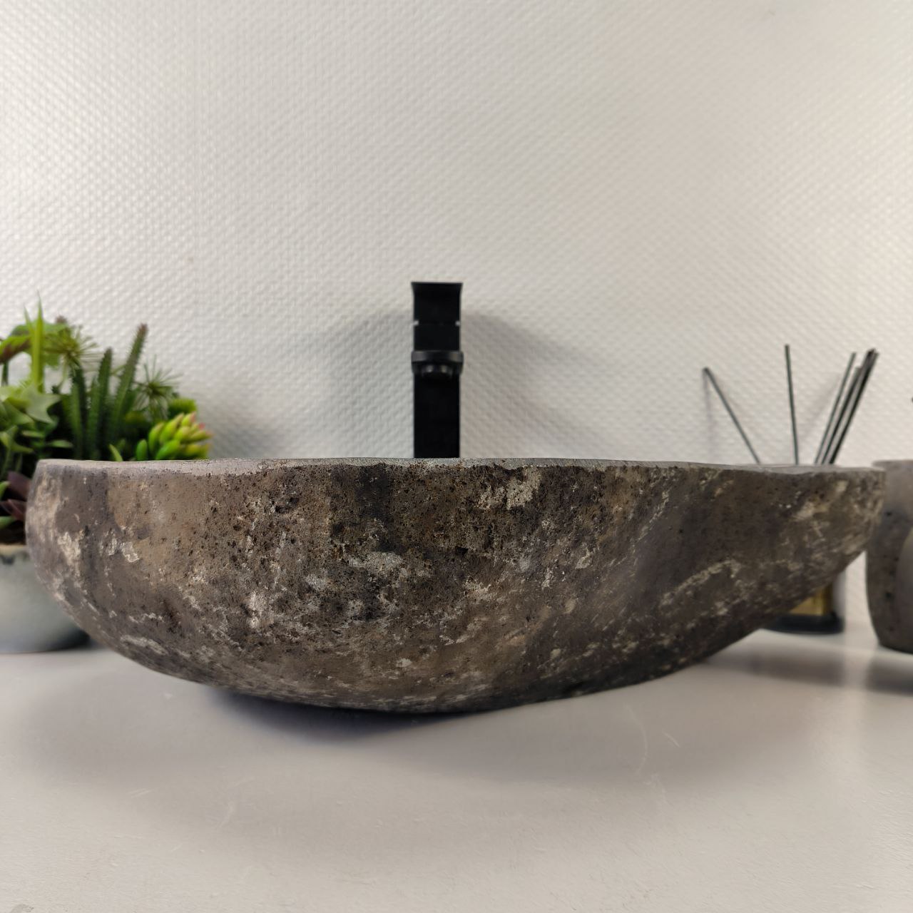 photo_2024-05-03_16-24-10