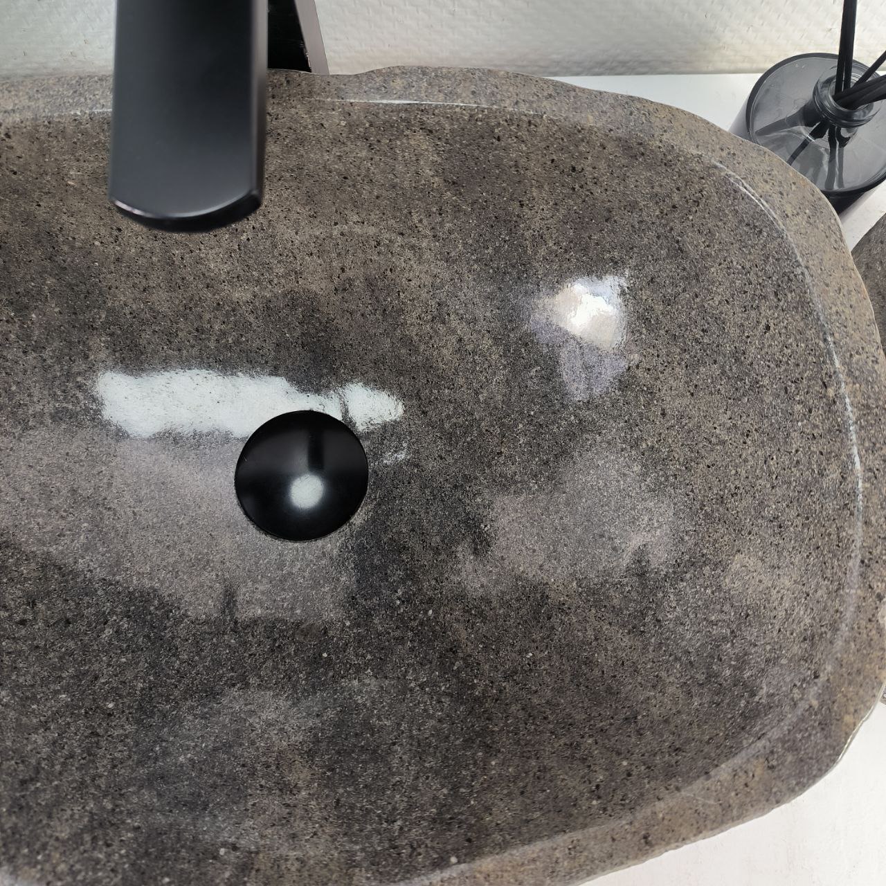 k6lg9clwcheq8v7h4ck2vmqm9i01u2d5