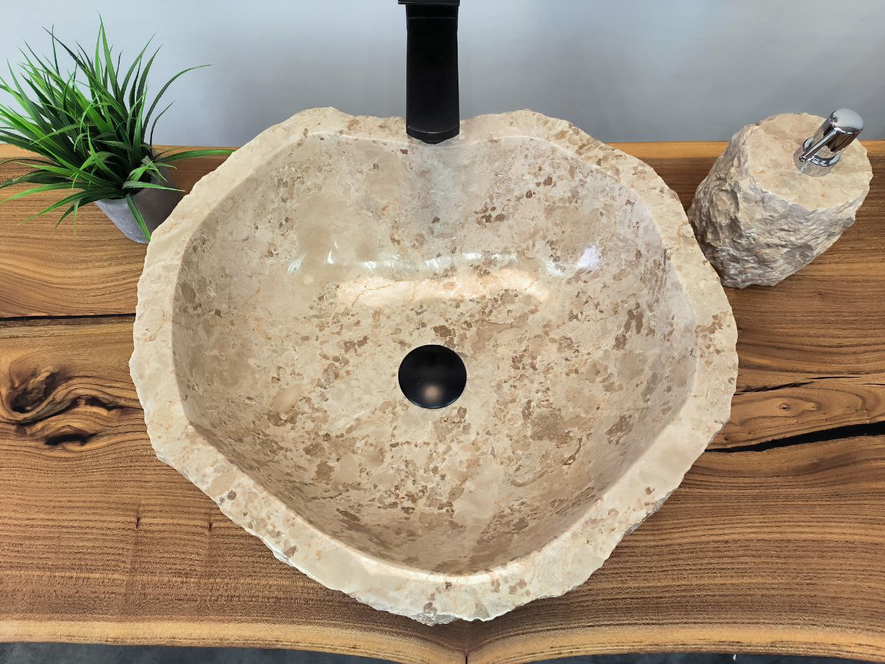 photo_2025-05-14_14-38-20