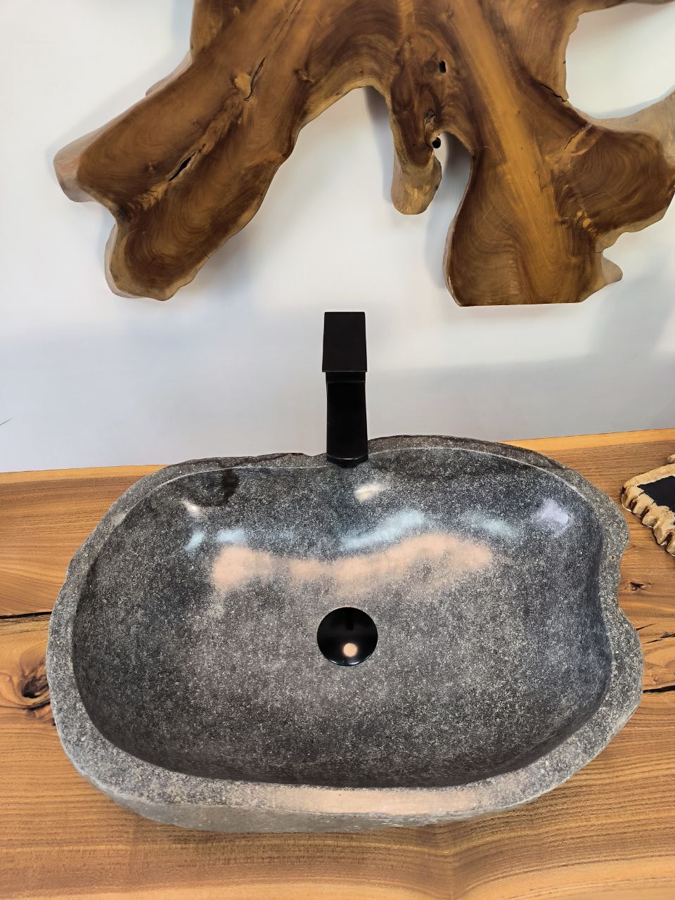 Раковина из речного камня RS-65898 54х39х15 из натурального камня
