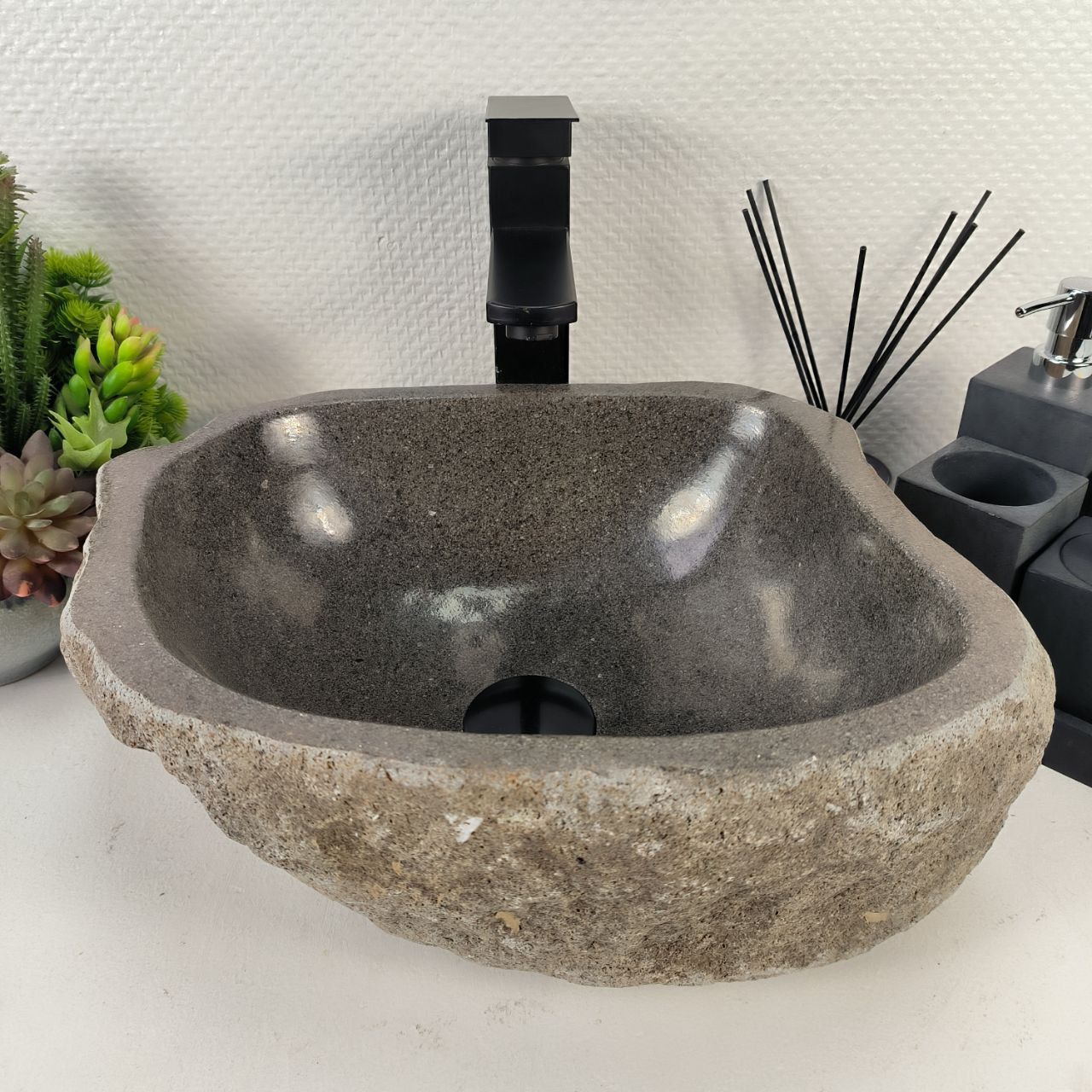 Раковина из речного камня RS-64933 40*31*16 из натурального камня
