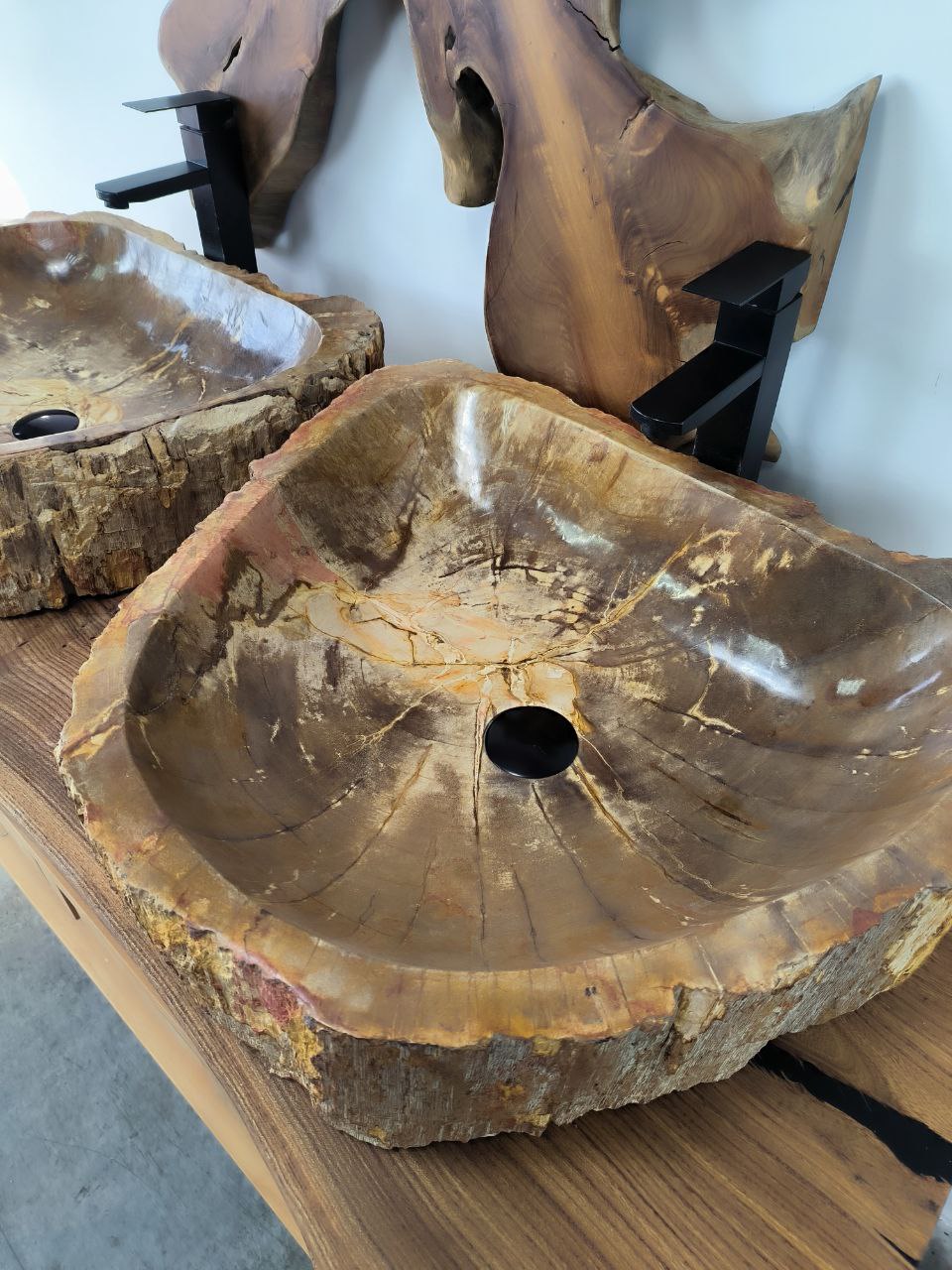 1e5f1fe5-f2aa-4fcb-aeab-6b0662290472