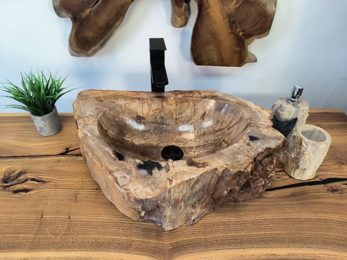 photo_2025-05-15_09-49-20