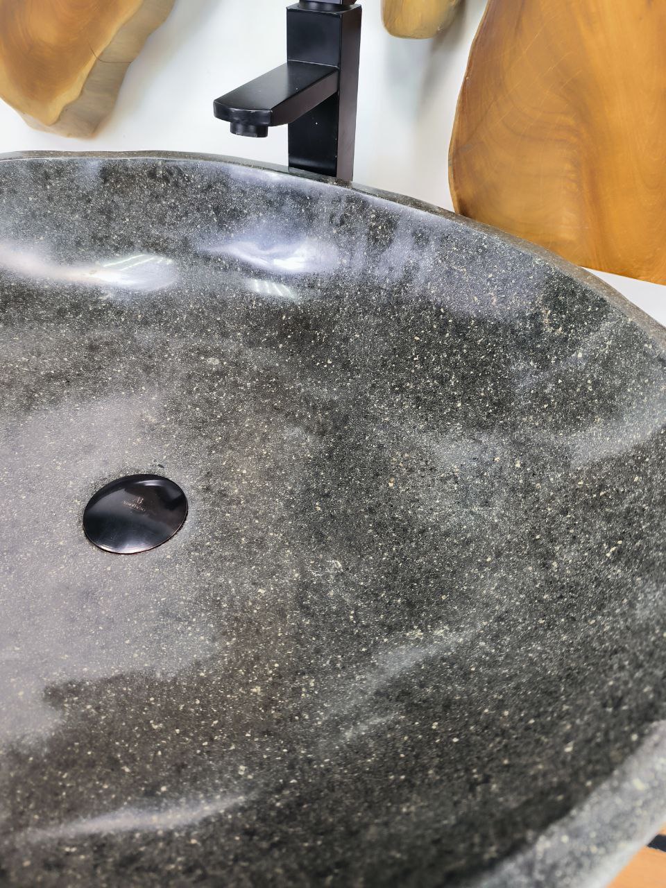 3def9d75-98df-4e90-9609-473717e54fa8