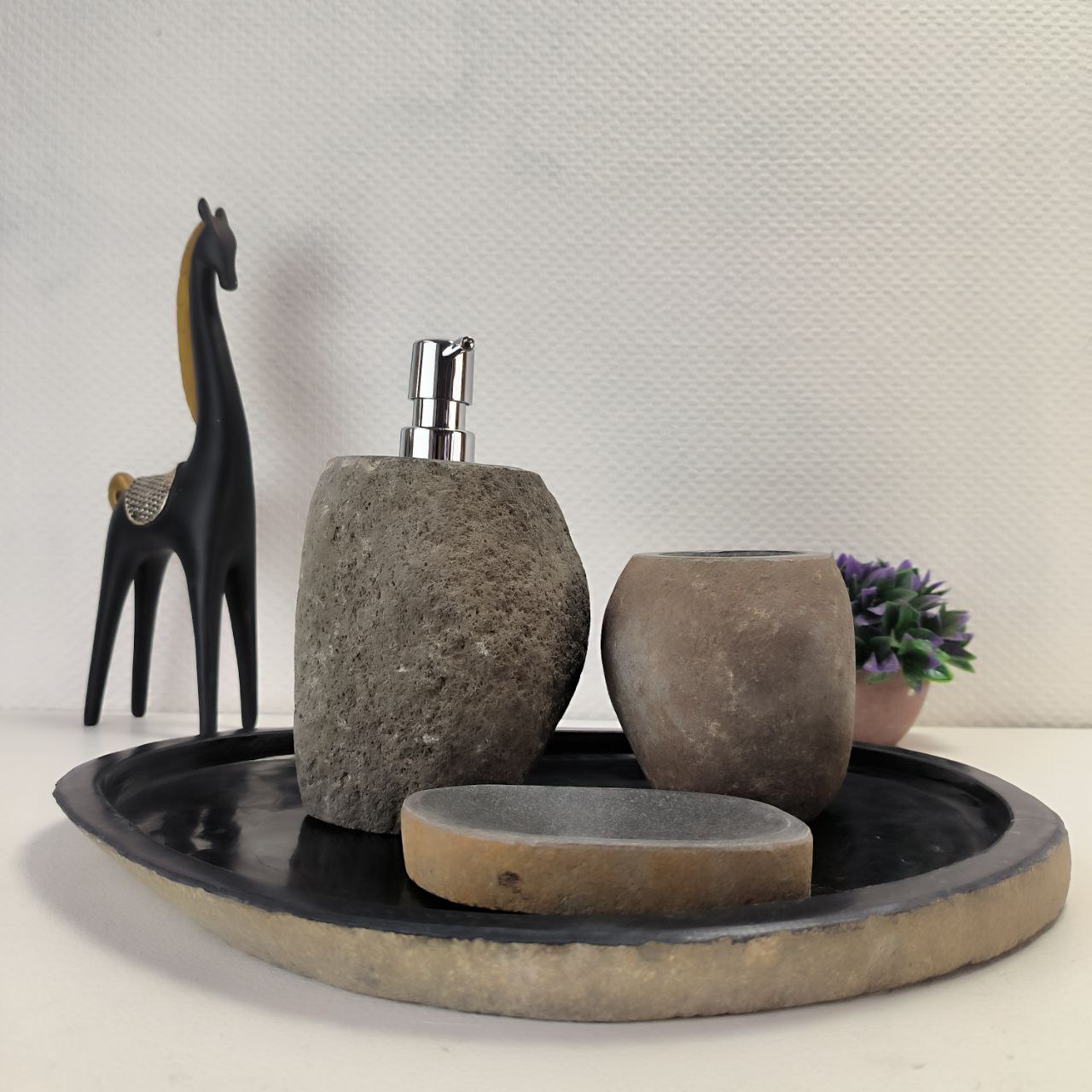 pqyhl7t1cpq81tnzimpgypjqlf942knz