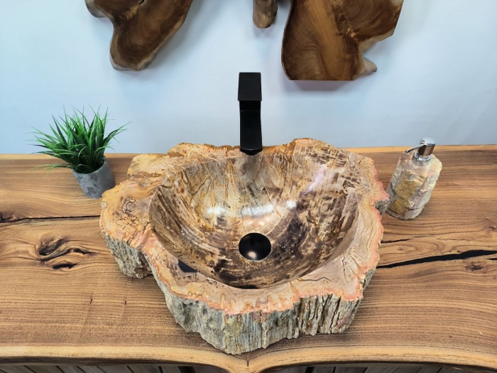 photo_2025-05-14_17-50-29