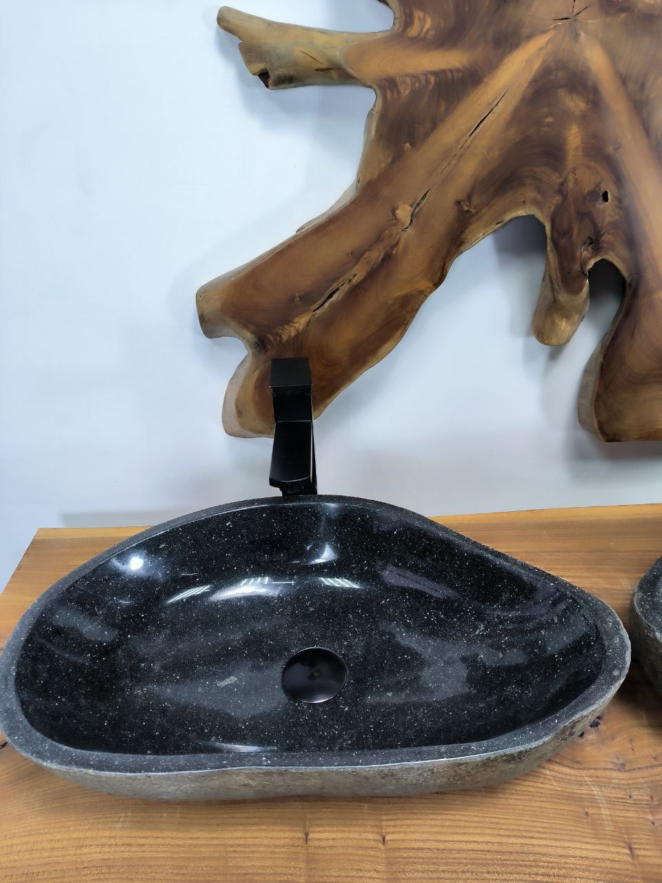 Раковина из речного камня ПАРА! RS-66404 56х33х14 из натурального камня