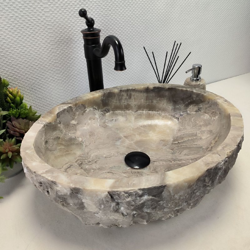 bk0hj4m8yz213cn77o9gvfk0c9eh0dlz