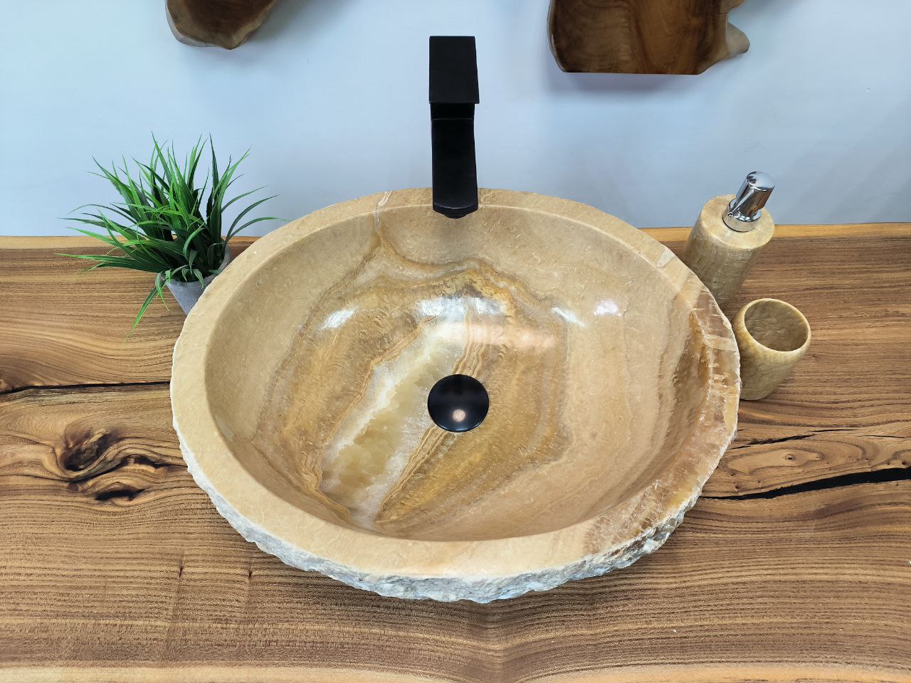 photo_2025-05-14_12-29-26