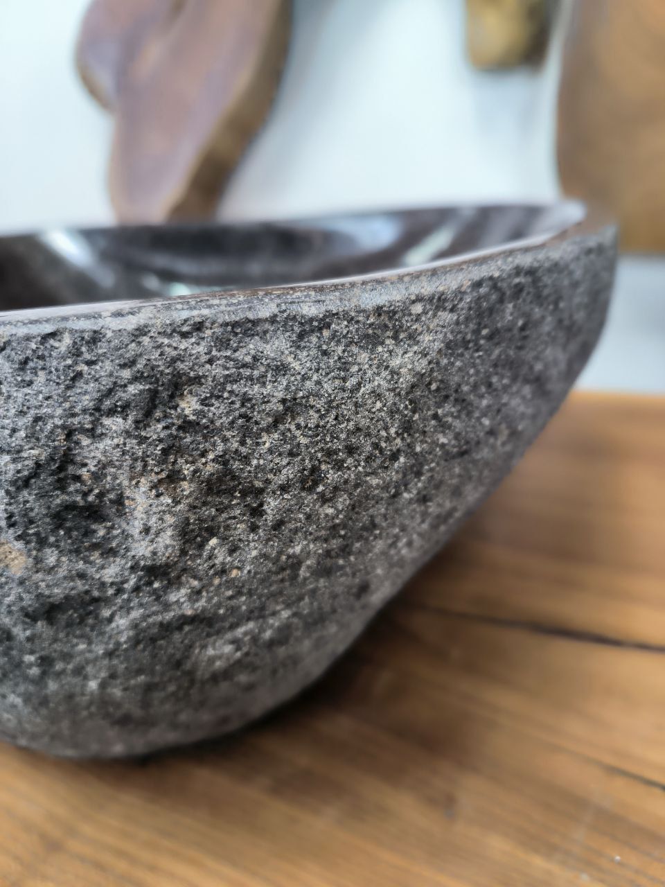 Раковина из речного камня RS-66290 48х40х15 из натурального камня