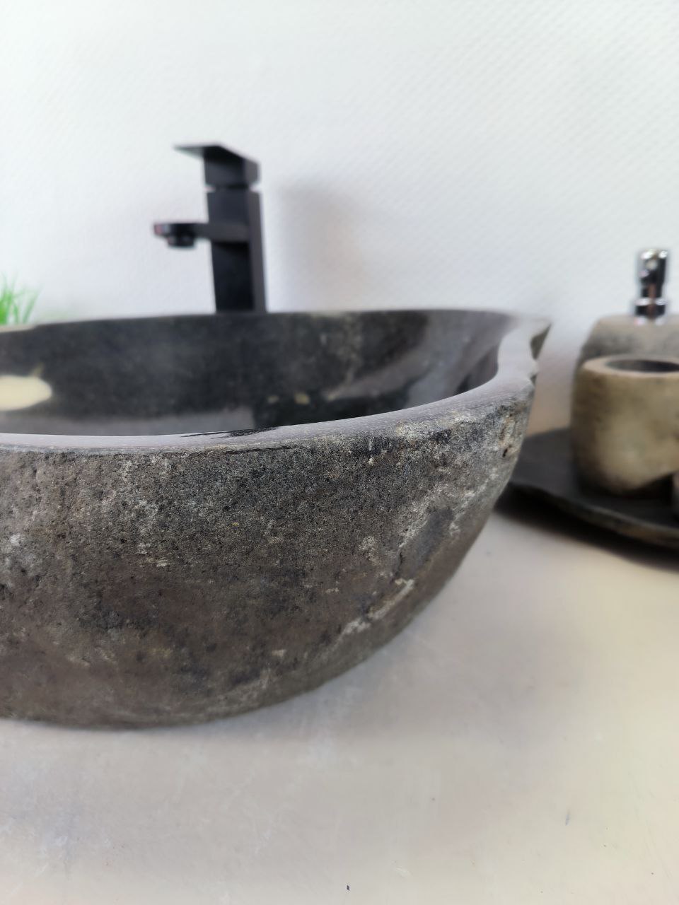 7bf35ca4-70b9-43e0-bb82-4aa0e4bf9225