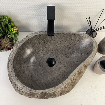 Раковина из речного камня RS-62011 (57*47*15) из натурального камня