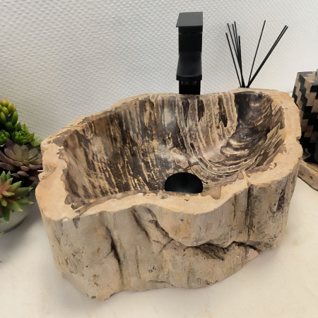 Раковина из окаменелого дерева Fossil Basin OD-02508 (46*33*16) 0092
