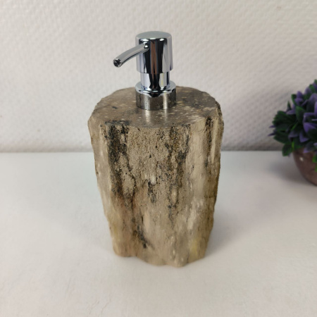 Дозатор для мыла из окаменелого дерева DOD-04710 (11*11*21) 0217 из натурального камня