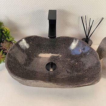 Раковина из речного камня RS-65389 49*33*15 из натурального камня