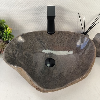 Раковина из речного камня RS-65433 52*38*15 из натурального камня