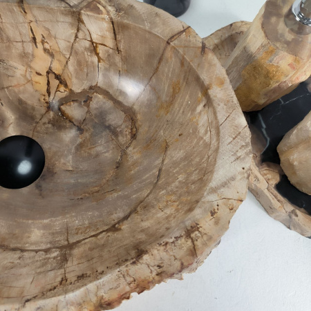 Каменная раковина из окаменелого дерева OD-04405 (52*36*15) 0175 из натурального камня