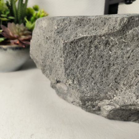 Каменная раковина из андезита Erozy Grey EM-05010 (56*46*15) 0040 из натурального камня
