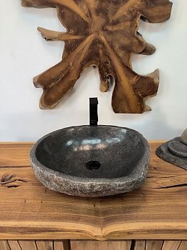 Раковина из речного камня RS-65881 52х42х15 из натурального камня