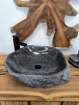 Раковина из речного камня RS-66321 52х46х15 из натурального камня