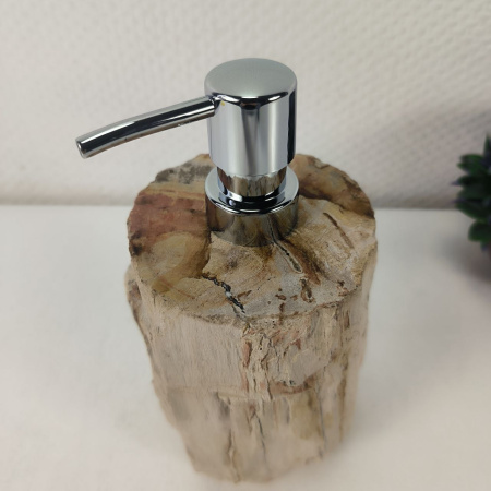 Дозатор для мыла из окаменелого дерева DOD-04701 (10*10*21) 0217 из натурального камня