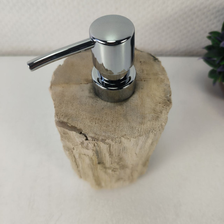 Дозатор для мыла из окаменелого дерева DOD-04713 (10*10*20) 0217 из натурального камня