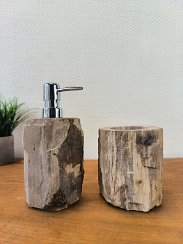 Набор из окаменелого дерева 2 предм NF-66142 дозатор,стакан,