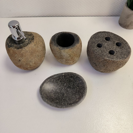 Набор из речного камня 4 предмета RN-03918 дозатор, 2 стаканчика,мыльница) 148