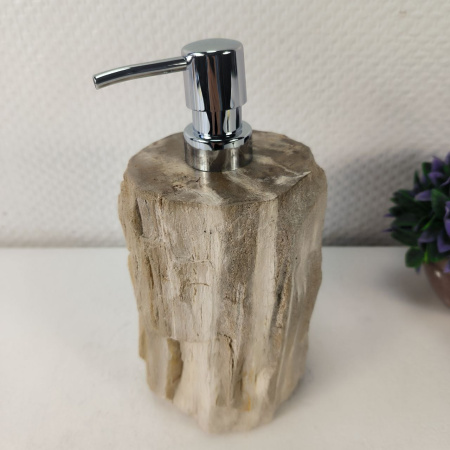 Дозатор для мыла из окаменелого дерева DOD-04708 (11*11*21) 0217 из натурального камня