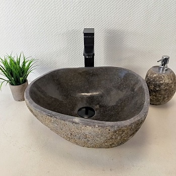 Раковина из речного камня RS-66009 42х37х15 из натурального камня