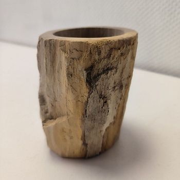 Стакан из окаменелого дерева CO-64232 (15см)