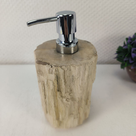 Дозатор для мыла из окаменелого дерева DOD-04630 (11*10*21) 0217 из натурального камня